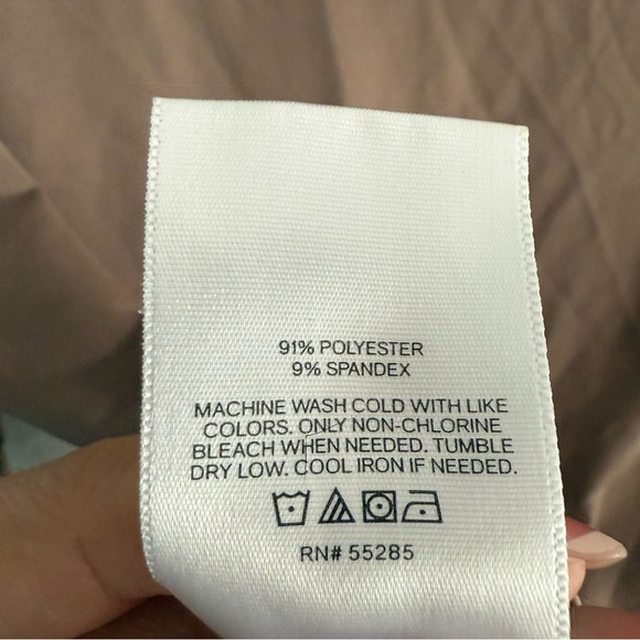 Express Taupe Body Contour Long Sleeve Thong Bodysuit Size M Scoop Neck Slimming - Picture 6 of 6